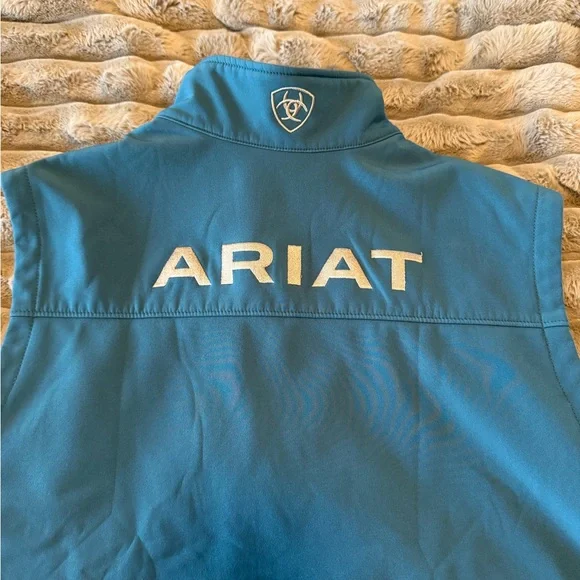 Ariat Men's Teal Softshell Vest - Picture 2 of 4